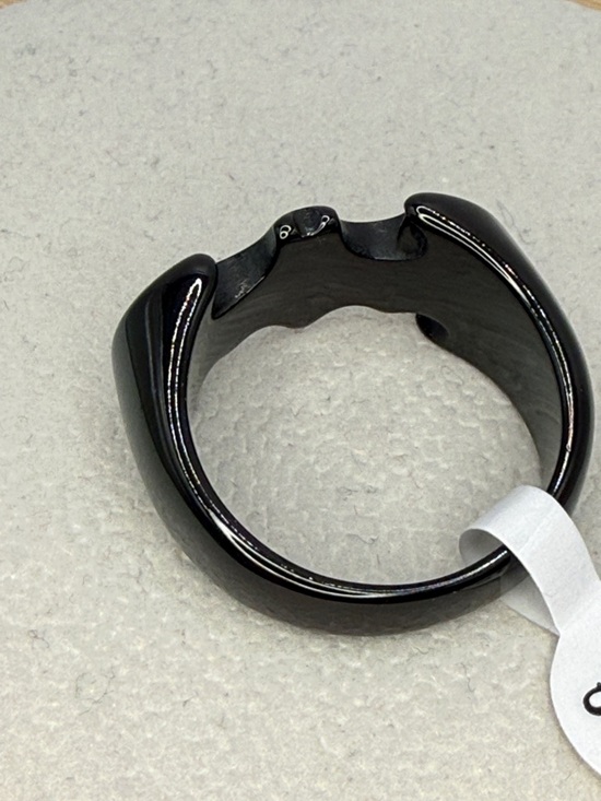 Black Stainless Steel Bat Shaped Ring Size 11 Unisex Batman Bat Symbol - Picture 3 of 3